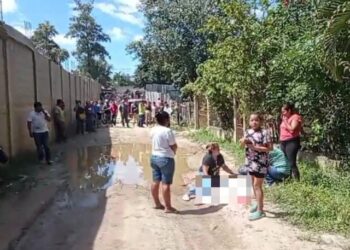 “Levántate bebé” asesinan a machetazos a niño de 10 años.
