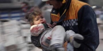 Muerte y devastación tras potente terremoto en Turquía y Siria.