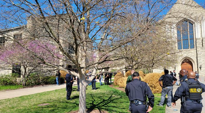 3 niños y 4 adultos muertos tras tiroteo en EE.UU.