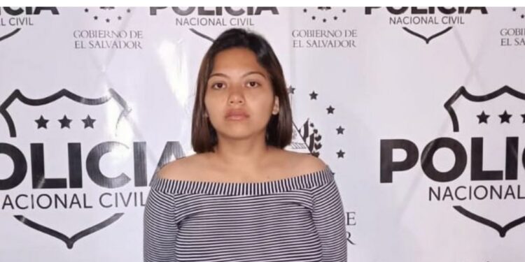 Mujer asesinó a su expareja por problemas sentimentales.