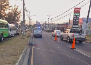 Anciana muere atropellada en Soyapango.