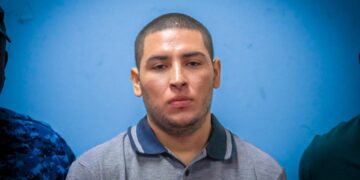 Extraditan a salvadoreño acusado de homicidio en EE.UU.