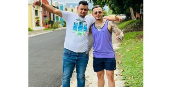 “Ricky” denuncia que Urias amenazó con asesinarlo a el y a su progenitora.