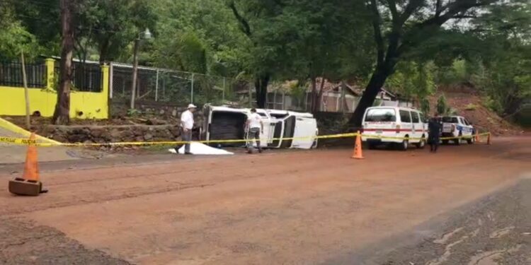 1 muerto y 4 lesionados deja accidente en Intipucá.