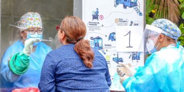 Casos de Covid-19 y diarreas en aumento, asegura Colegio Médico.