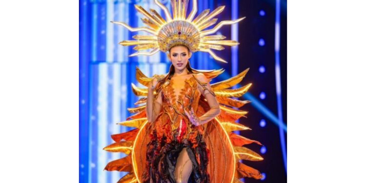 ¡Deslumbrante! Isabella García-Manzo en su traje nacional.