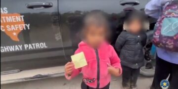 Niña salvadoreña viajaba sola a Estados Unidos.