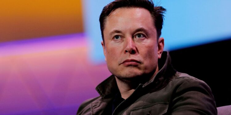Elon Musk continúa en el blanco de ataques a nivel global.