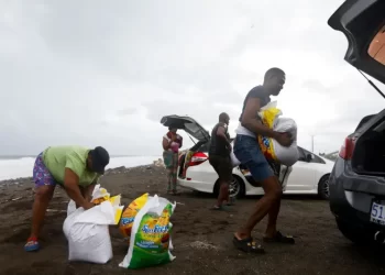 Huracán Melissa alcanza la categoría 5