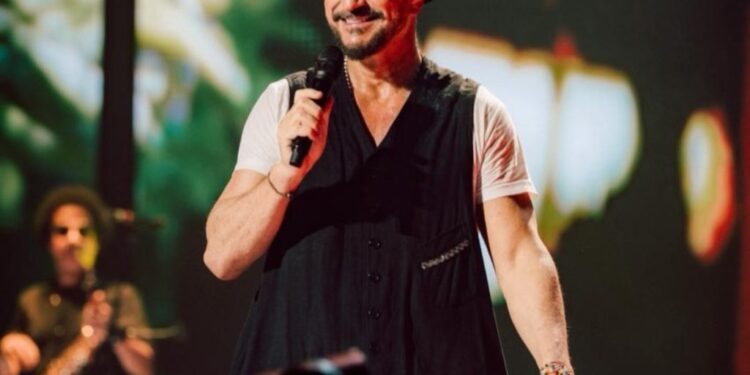 Ricardo Arjona conquista al público con su nueva gira internacional