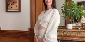 Anne Hathaway y la alegría de la maternidad