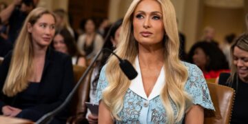 Paris Hilton celebra un triunfo personal tras el cierre del internado donde denunció abusos