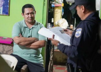 Capturan a pareja por hurto informático.