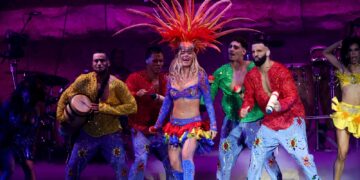 Karol G inicia su gira mundial con un espectáculo lleno de energía