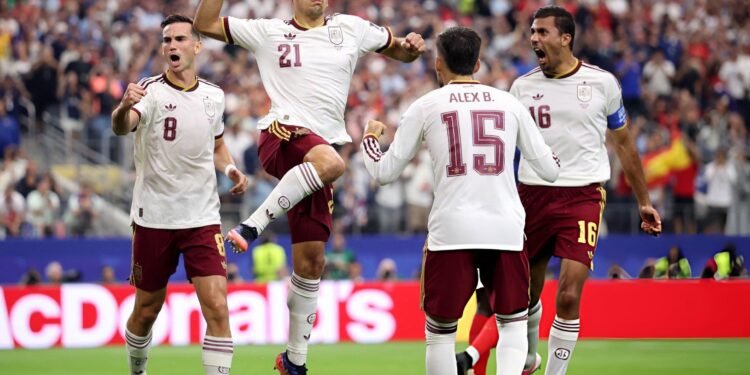 España derrota a Francia y avanza hacia la final del Mundial.