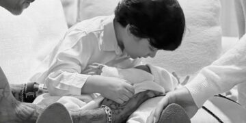 Nace la hija de Marc Anthony y Nadia Ferreira
