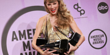 Taylor Swift hace historia y se convierte en la artista más galardonada de los MTV VMAs