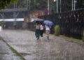 Lluvias podrían continuar esta noche en El Salvador.